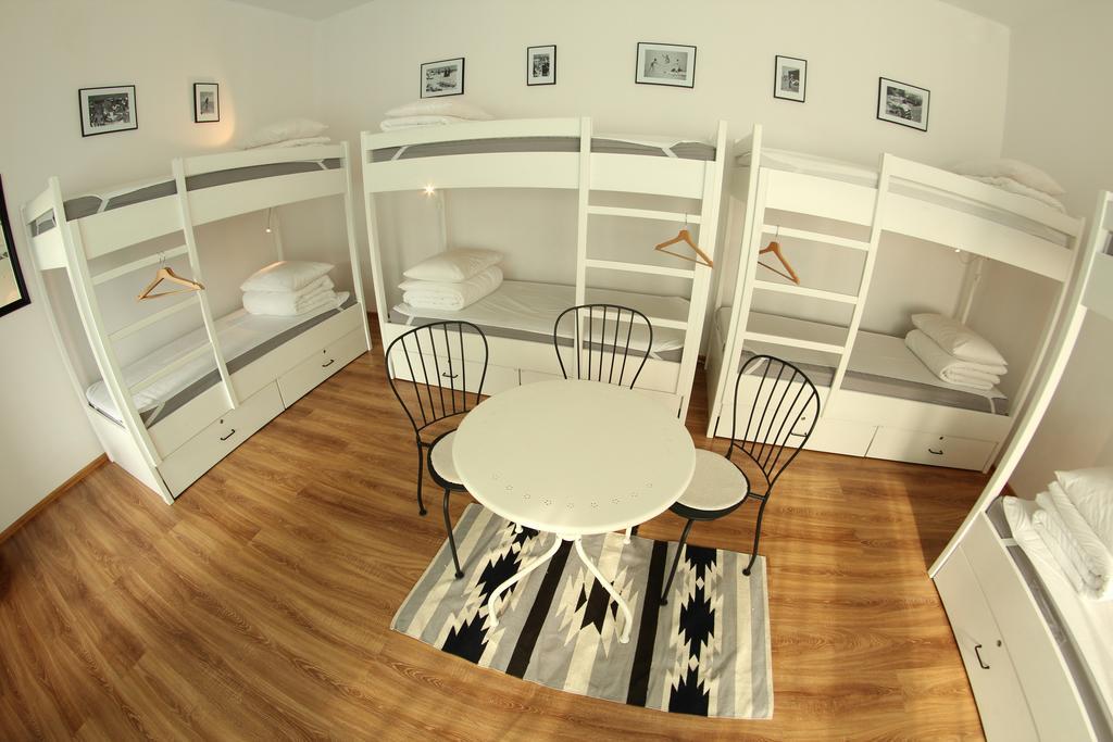 Sisters Lodge Hostel Sopot Room photo